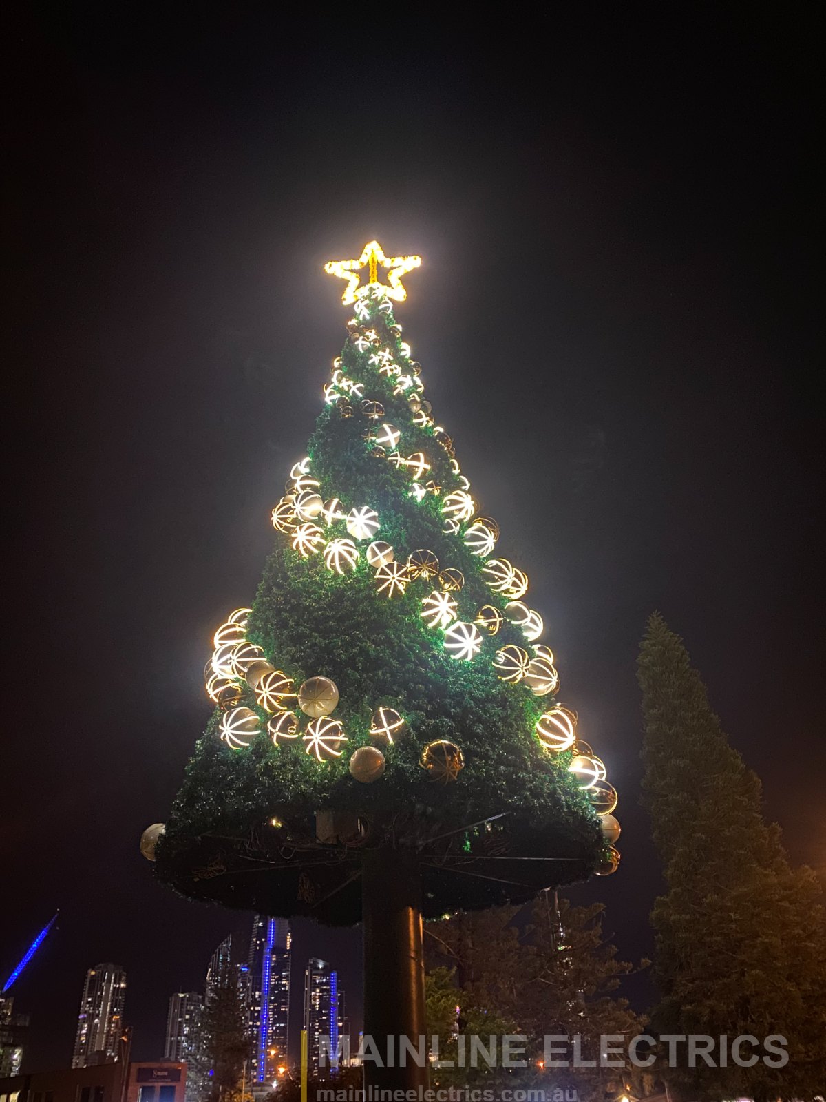 Mainline Electrics festive and christmas lighting installation