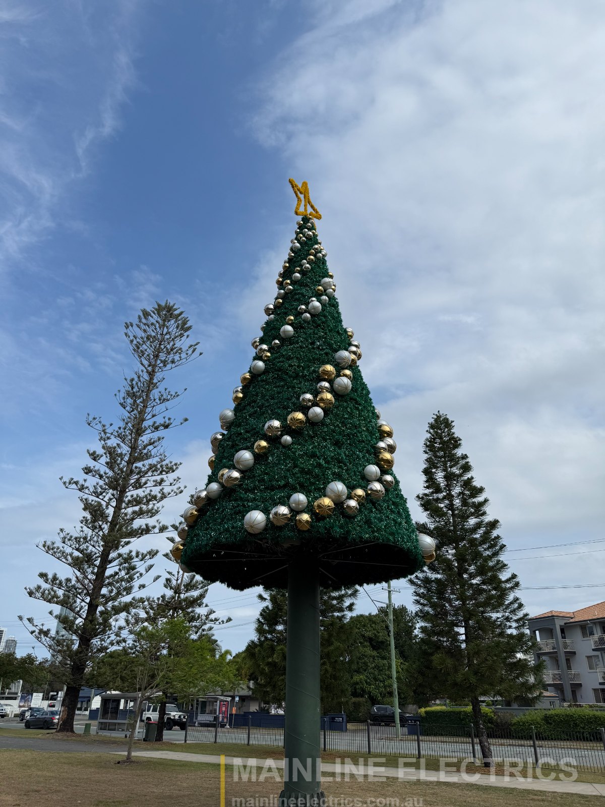 Mainline Electrics festive and christmas lighting installation